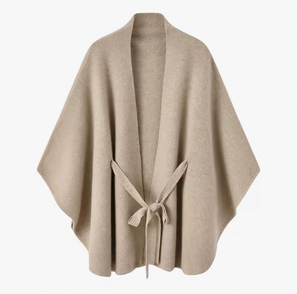 100% Cashmere fabric detail - soft and luxurious