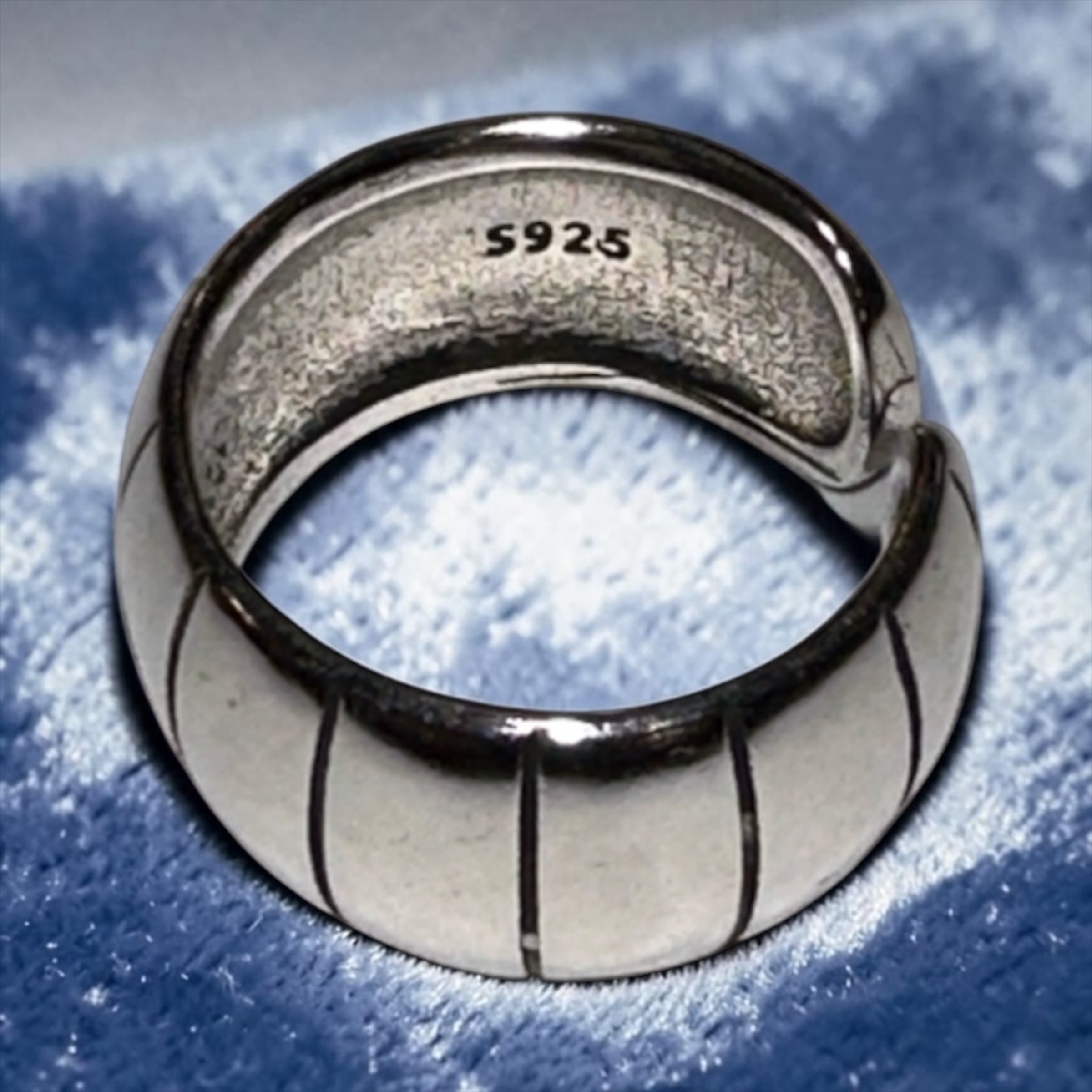 925 Sterling Silver Ribbed Dome Adjustable Ring