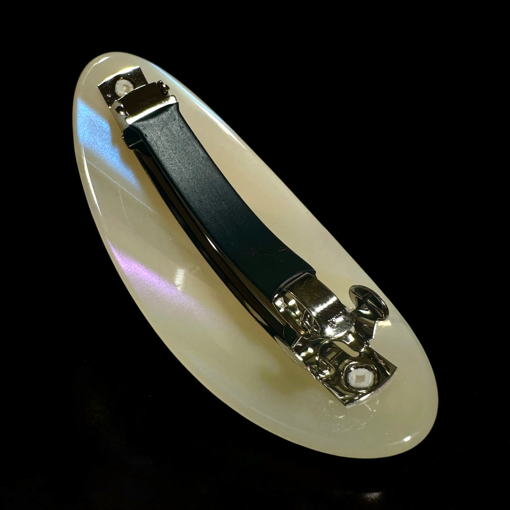 The Blanc Barrette