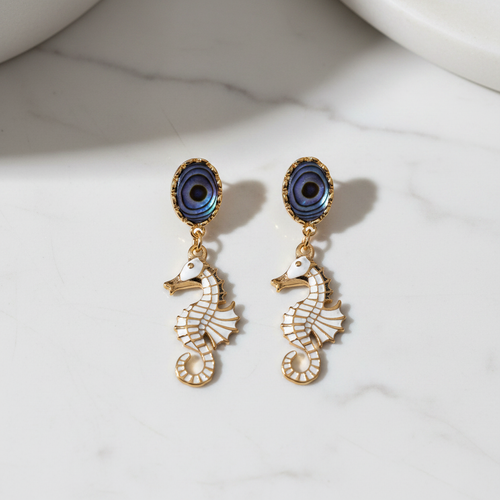 Seahorse Earrings – Studio Staging